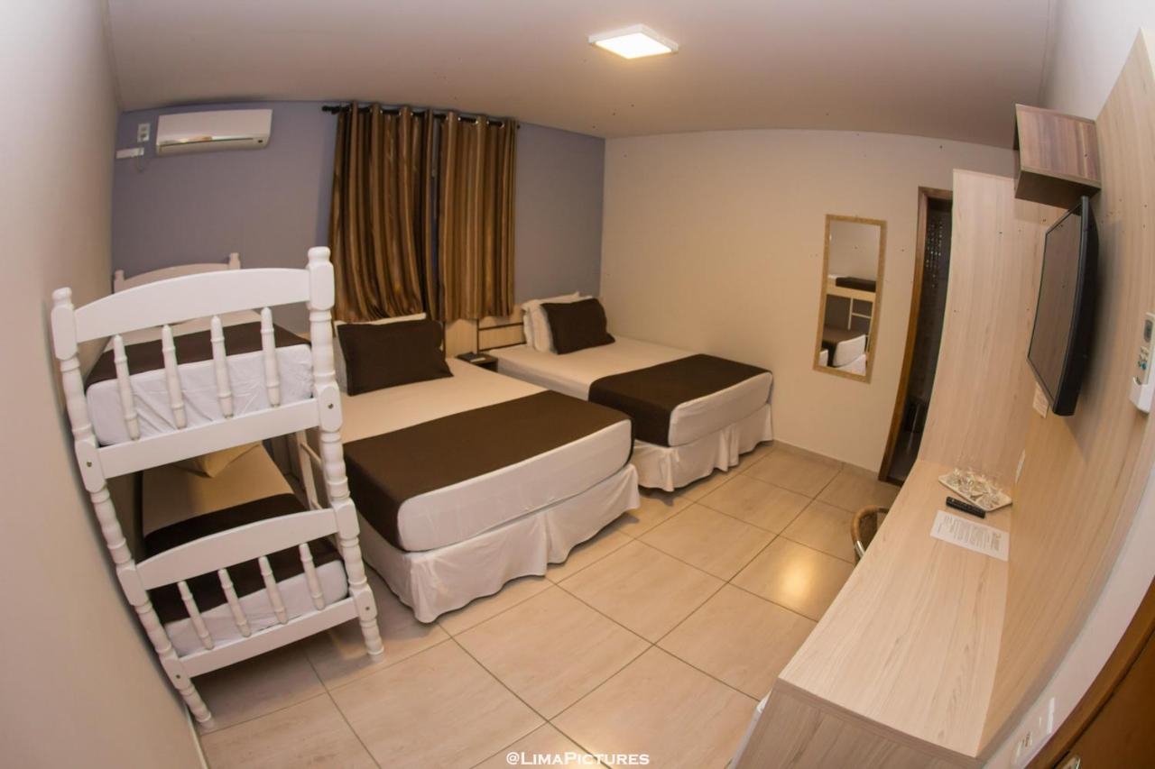 Pousada Villarejo Armacao Penha  Buitenkant foto